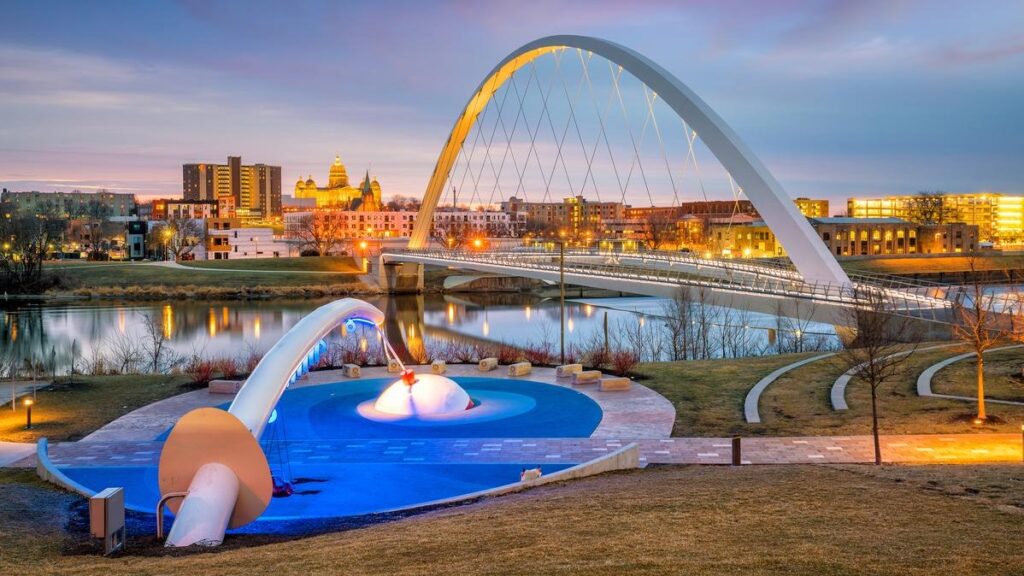 Des Moines Iowa skyline and public park in USA