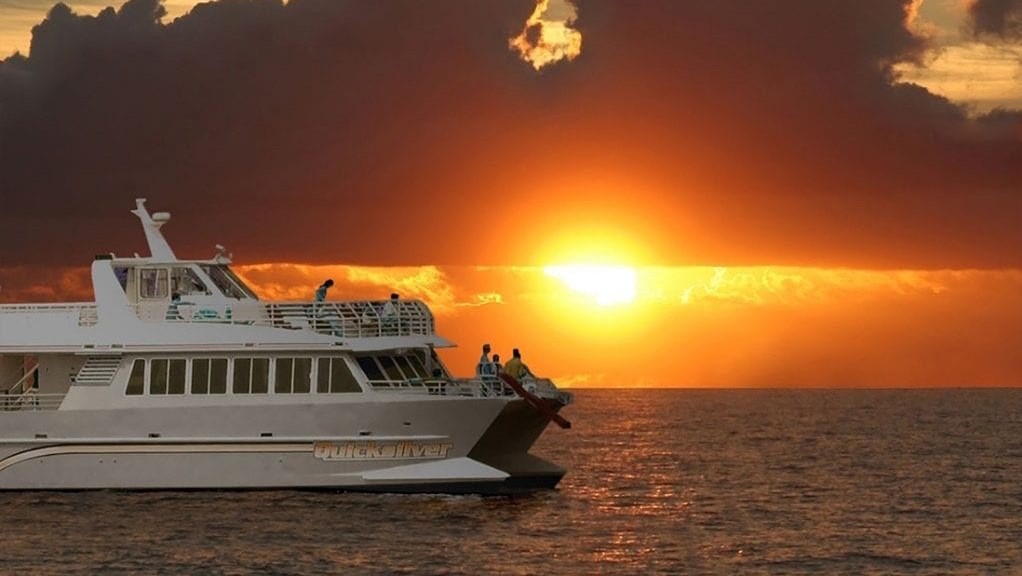 Lahaina Sunset Dinner Cruise by Quicksilver Charters